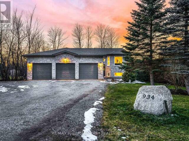 934 CORNER AVENUE Innisfil  Ontario