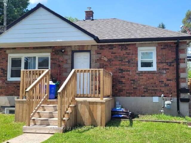 UPPER - 206 INNISFIL STREET Barrie Ontario