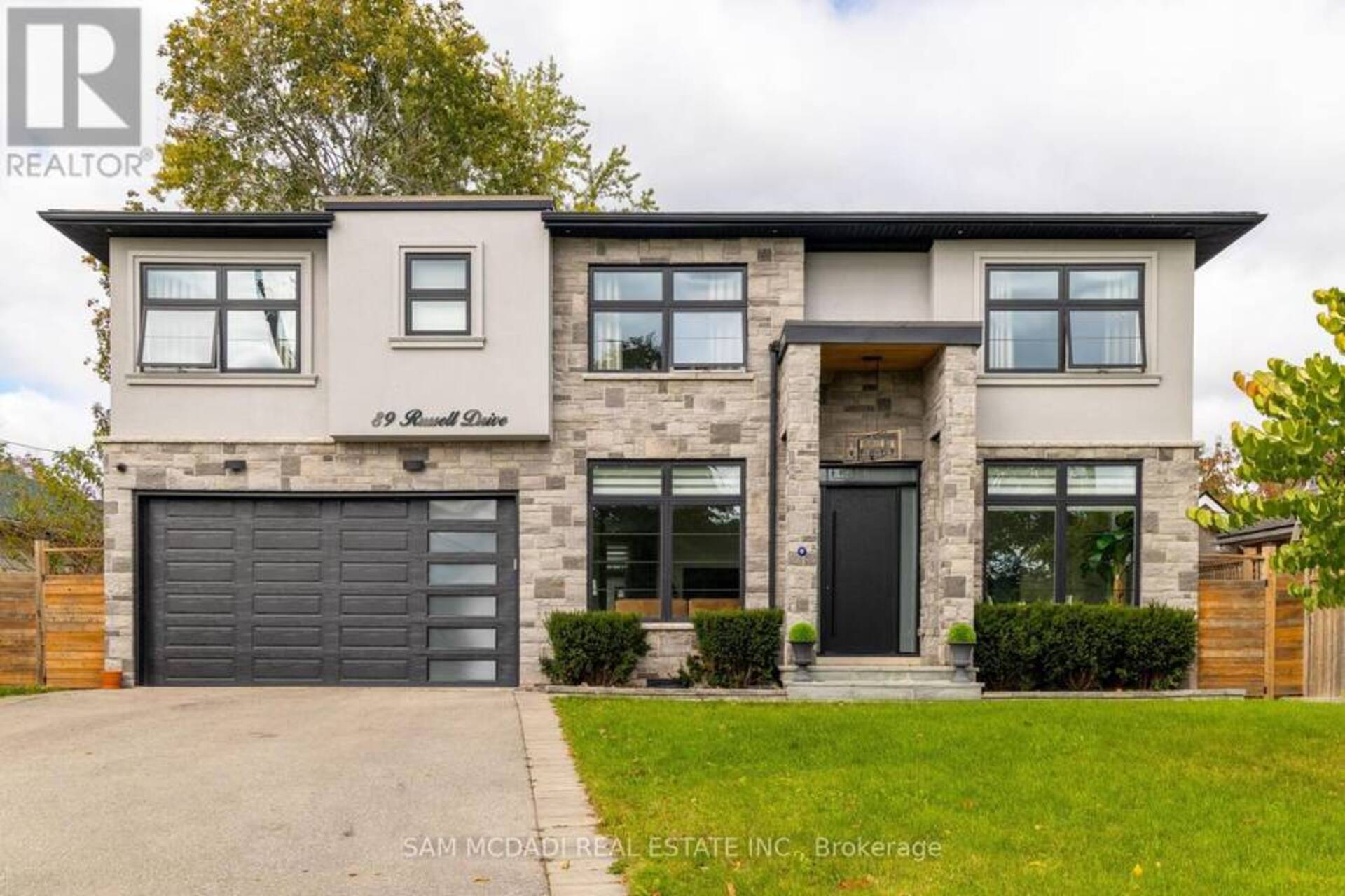 89 RUSSELL DRIVE Oakville 