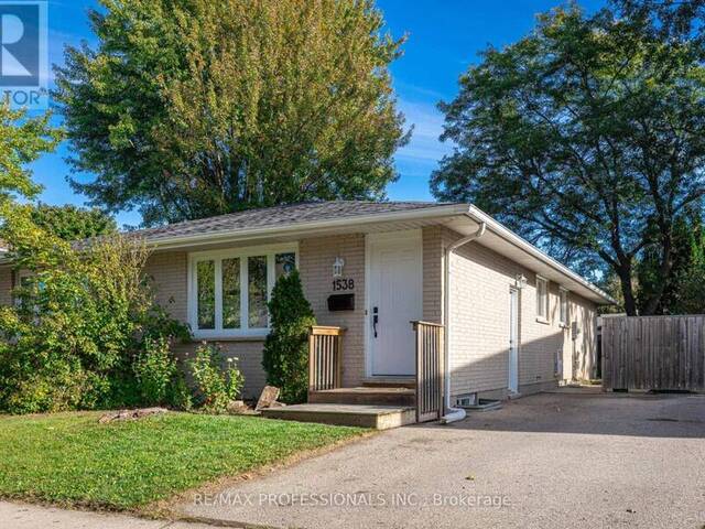 1538 ALDERSBROOK ROAD London Ontario