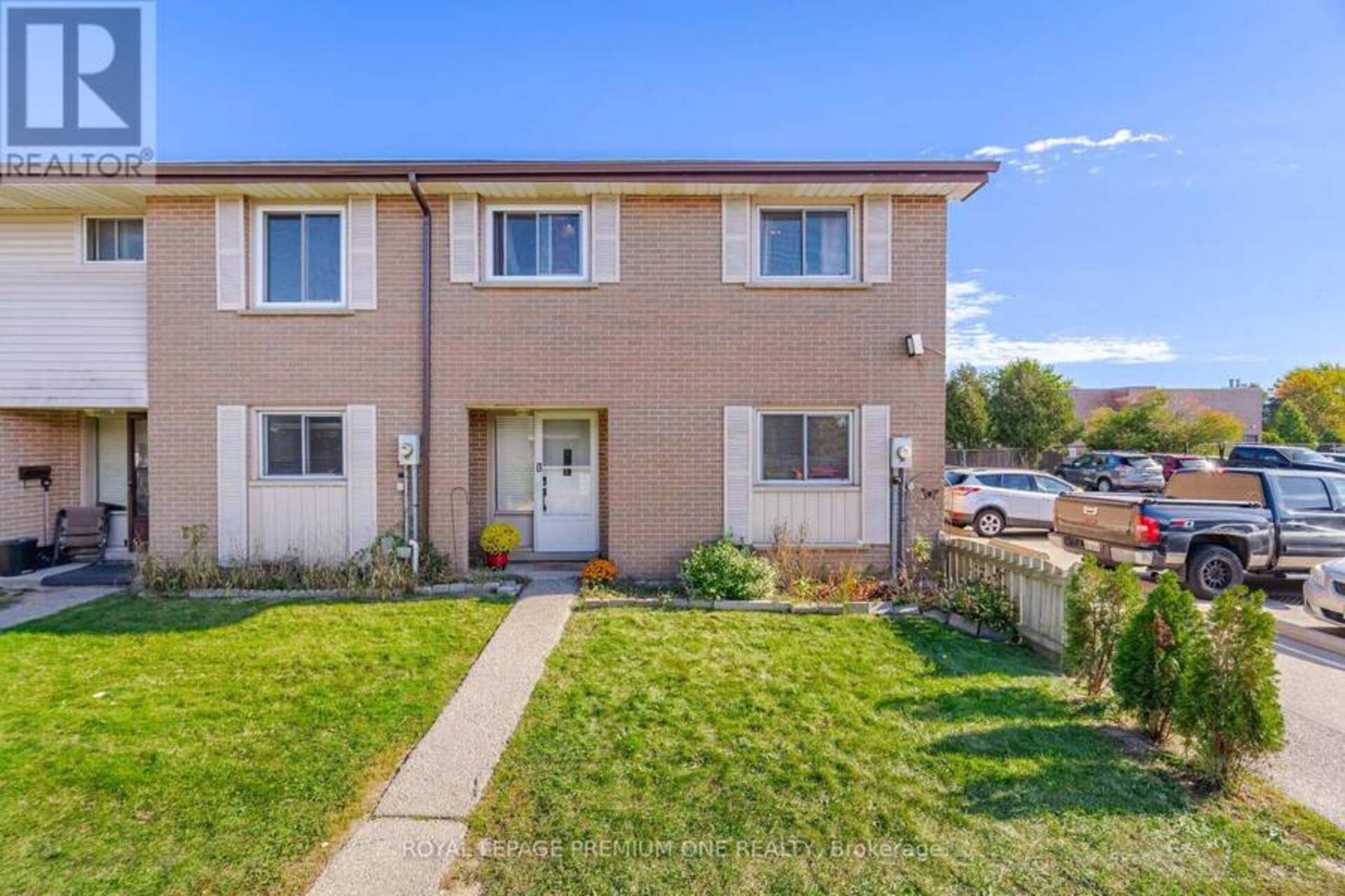 B11 - 427 VICTORIA ROAD N Guelph 