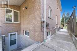 21 ST QUENTIN AVENUE Toronto 