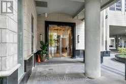 2404 - 763 BAY STREET Toronto 