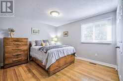 16 DAKIN DRIVE Ajax 