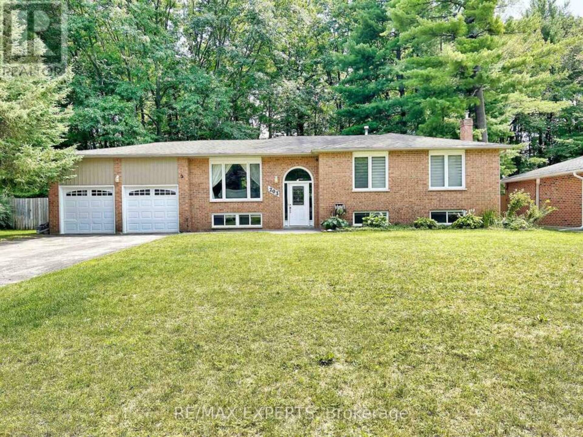 203 PARK AVENUE East Gwillimbury 