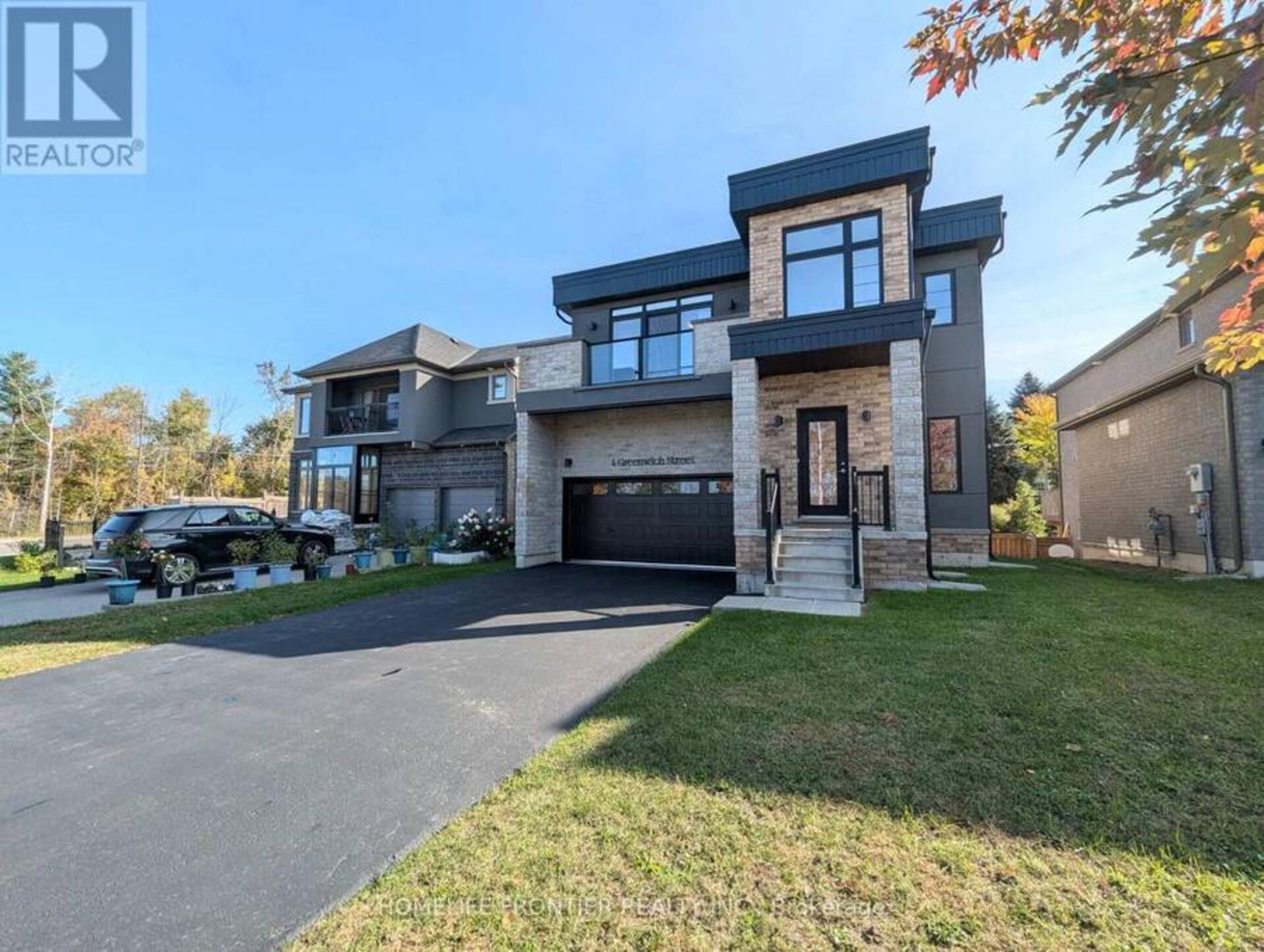 4 GREENWICH STREET Barrie