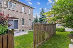 52 - 27 CEDAR LAKE CRESCENT Brampton 