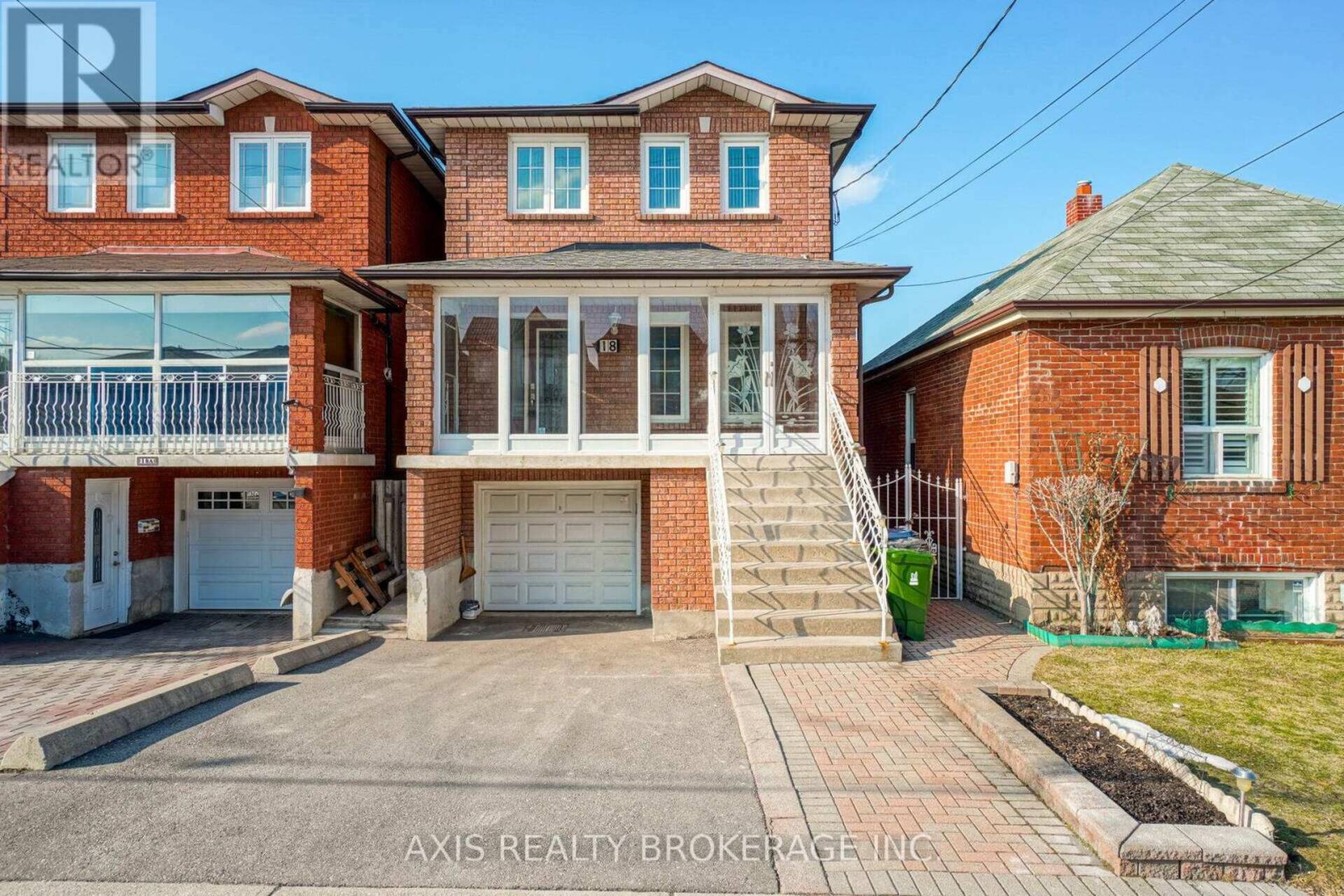 18 MAPLE BUSH AVENUE Toronto 