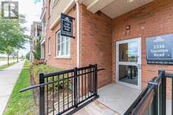 204 - 2338 TAUNTON ROAD Oakville 