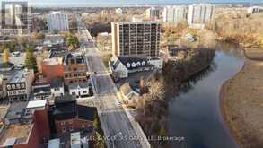 206/208 - 151 RANDALL STREET Oakville