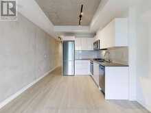 420 - 195 MCCAUL STREET Toronto 