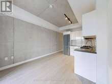 420 - 195 MCCAUL STREET Toronto 