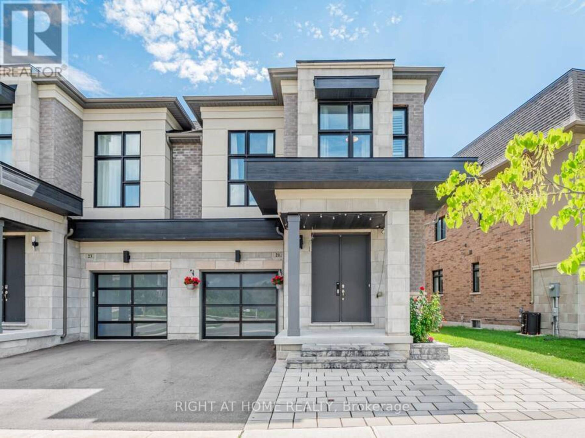 21 BAWDEN DRIVE Richmond Hill