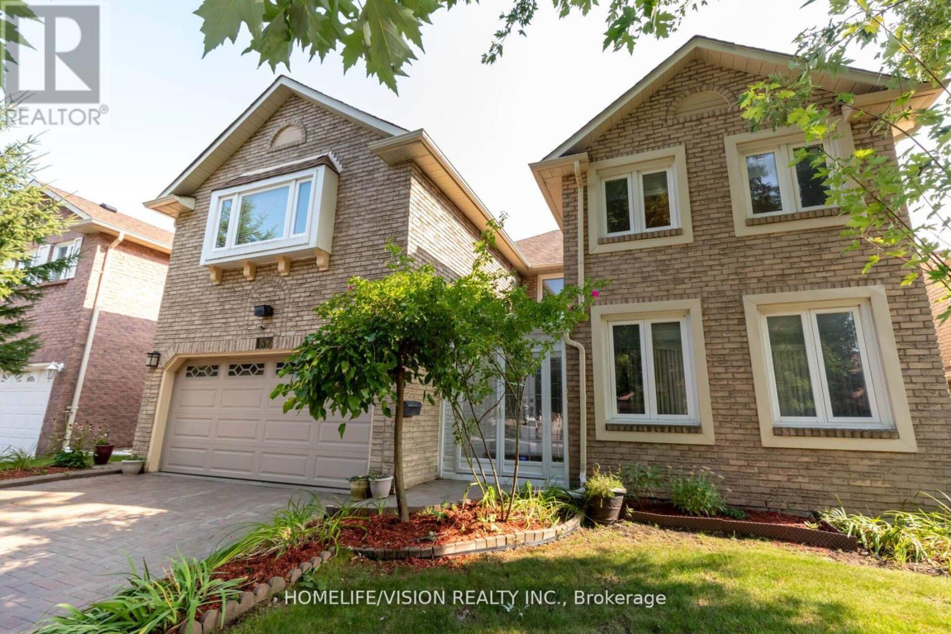 137 OLD SURREY LANE Richmond Hill 