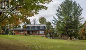 1384 15/16 SIDE ROAD E Oro-Medonte