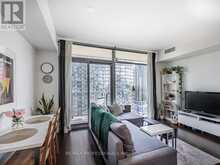 2113 - 105 THE QUEENSWAY AVENUE Toronto 