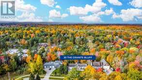 30 THE GRANITE BLUFF Bracebridge