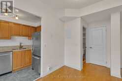 303 - 1 DEER PARK CRESCENT Toronto 