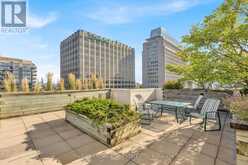 303 - 1 DEER PARK CRESCENT Toronto 