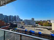 1304 - 210 SIMCOE STREET Toronto 