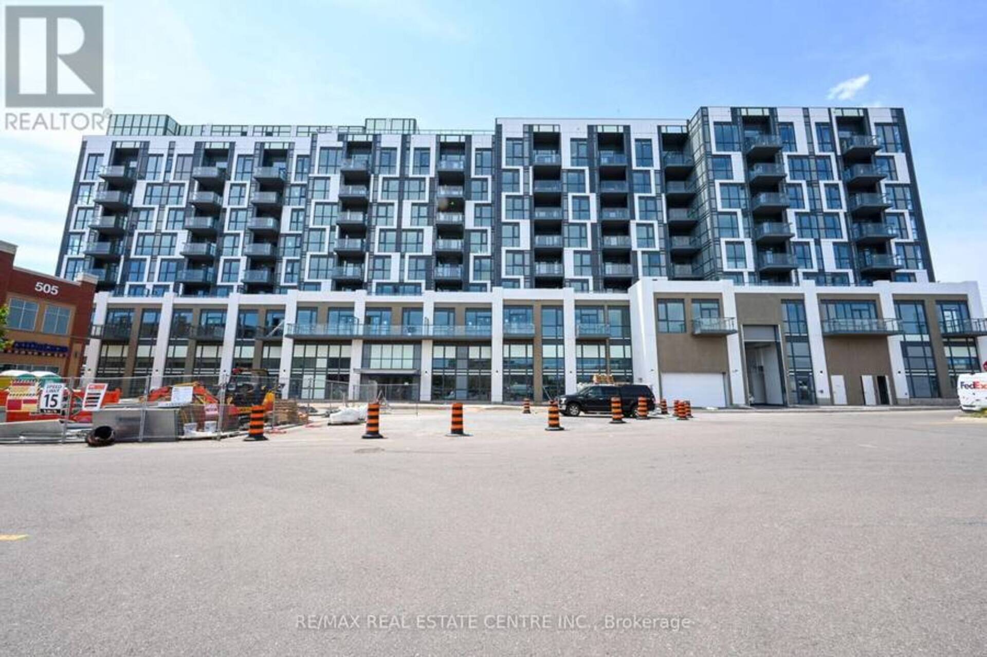 606 - 509 DUNDAS STREET W Oakville