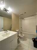 731 - 15 ICEBOAT TERRACE Toronto 