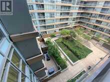 731 - 15 ICEBOAT TERRACE Toronto 