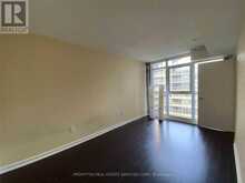 731 - 15 ICEBOAT TERRACE Toronto 