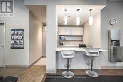 302 - 400 WELLINGTON STREET W Toronto 