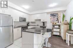 112 - 11 APPLEWOOD LANE Toronto 