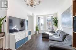 112 - 11 APPLEWOOD LANE Toronto 