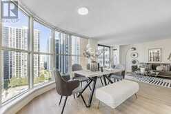 1402 - 100 UPPER MADISON AVENUE Toronto 