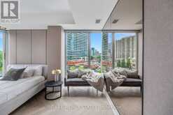 504 - 346 DAVENPORT ROAD Toronto 