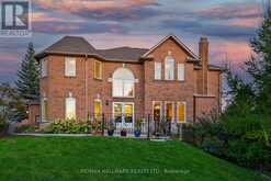 35 EDGEMONT COURT Richmond Hill