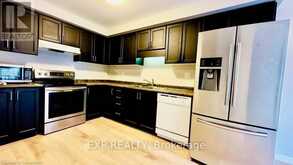 B6 - 6 UPPER MERCER STREET E Kitchener