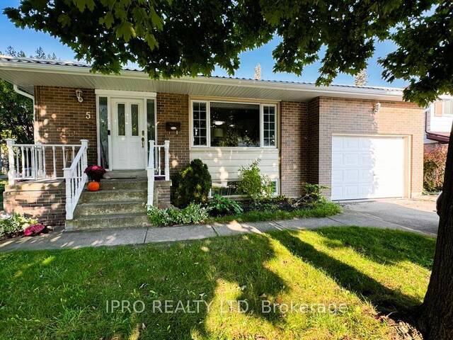 5 PARKEND AVENUE Brampton Ontario