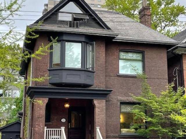 25 CHICORA AVENUE Toronto  Ontario