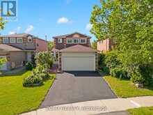 15 SQUIRE DRIVE Richmond Hill 