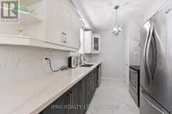 135 DOWNSVIEW AVENUE Toronto 