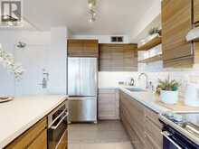 1112 - 10 PARKWAY FOREST DRIVE Toronto 