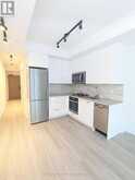 413 - 195 MCCAUL STREET Toronto 