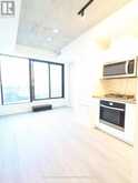 806 - 195 MCCAUL STREET Toronto 