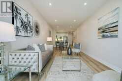 402 - 10 GATEWAY BOULEVARD Toronto 