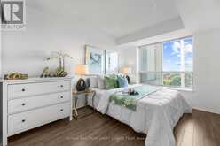 1809 - 233 BEECROFT ROAD Toronto 