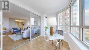 1405 - 30 THUNDER GROVE Toronto 