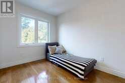 MAIN - 434B MIDLAND AVENUE Toronto 