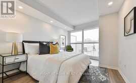 2203 - 386 YONGE STREET Toronto 