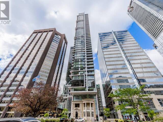 1705 - 426 UNIVERSITY AVENUE Toronto  Ontario