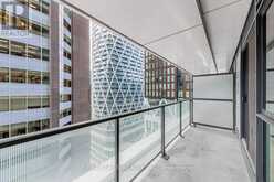 1705 - 426 UNIVERSITY AVENUE Toronto 