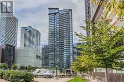 912 - 70 QUEENS WHARF ROAD Toronto 